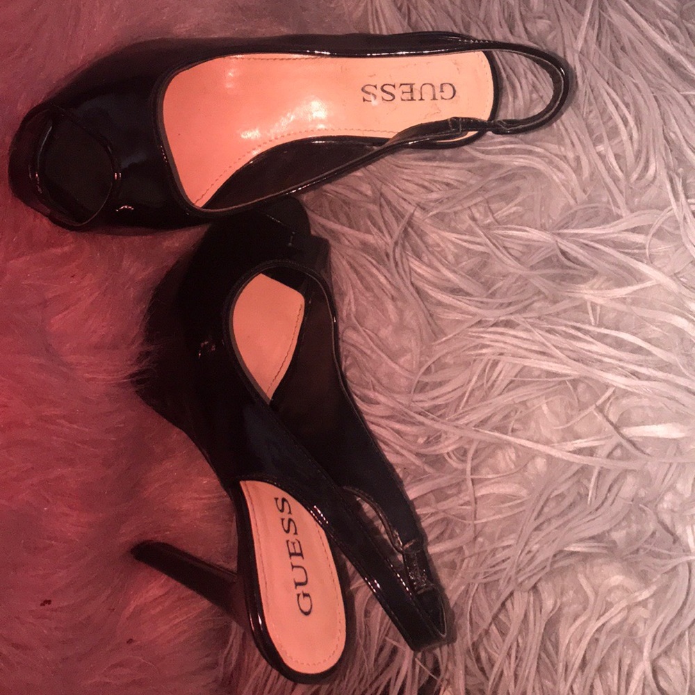 ~ black, open toe guess heel ~